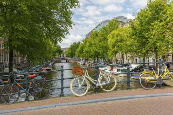 Amsterdam, one of the best cities in sustainable transport