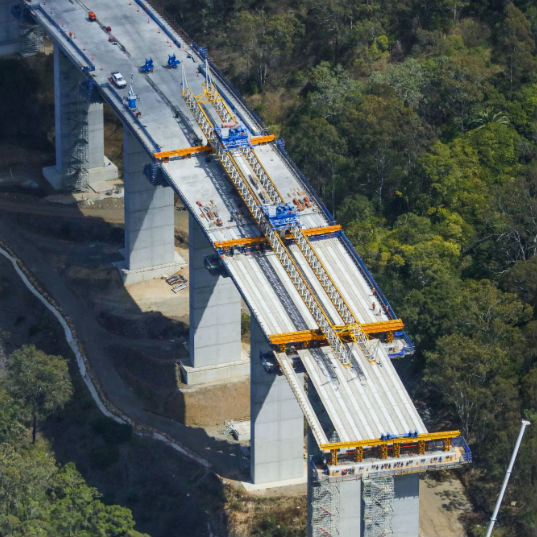 obras de infraestructura puente viaducto